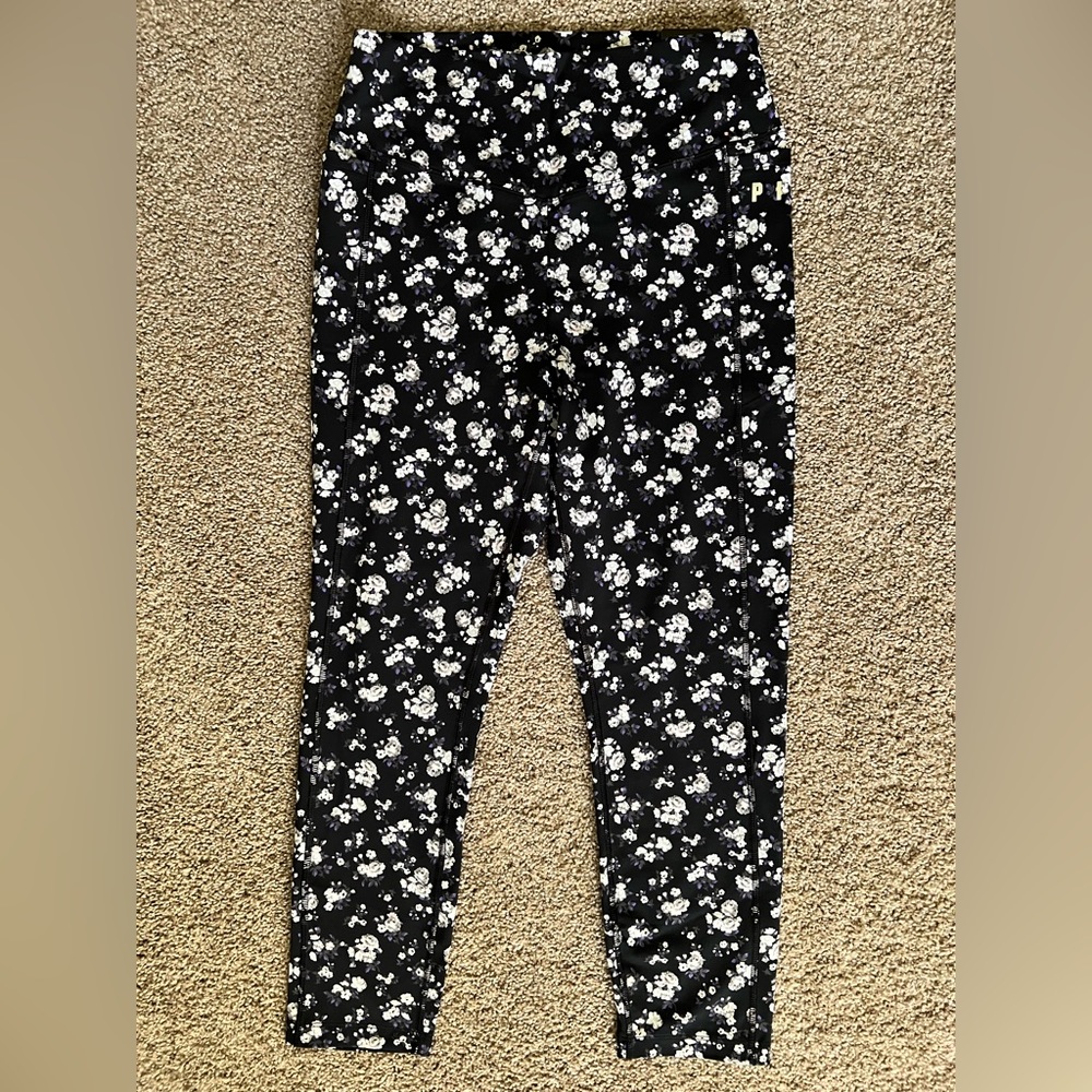 Victoria’s Secret Pink Ultimate Leggings